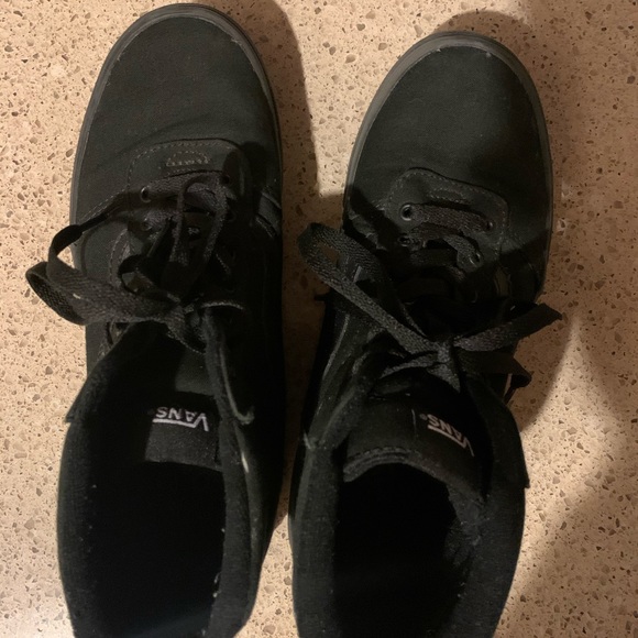 Vans - Picture 7 of 7